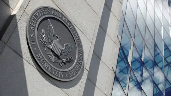 Institutional investors juggle bitcoin ETF holdings, US filings show